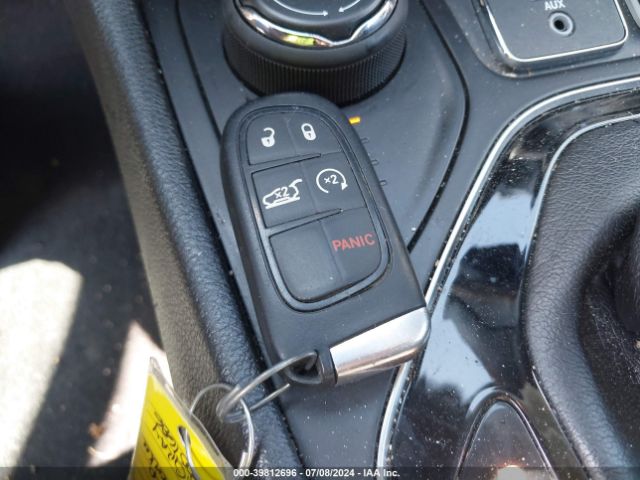 2019 JEEP CHEROKEE 1C4PJMDX1KD367625 Photo 10