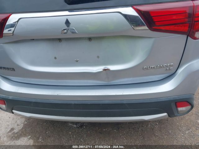 JA4AD3A31GZ020213 Mitsubishi Outlander Se