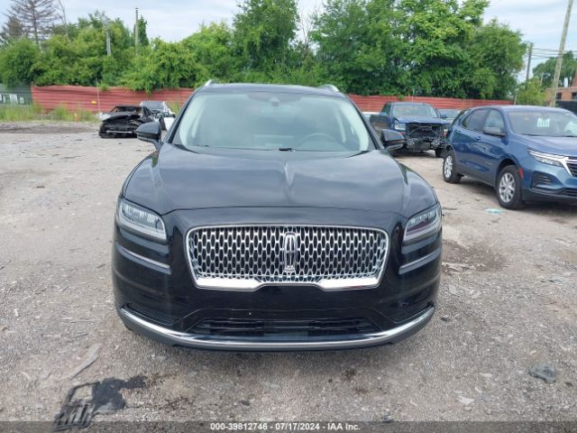 2LMPJ8K92PBL28924 Lincoln Nautilus Reserve