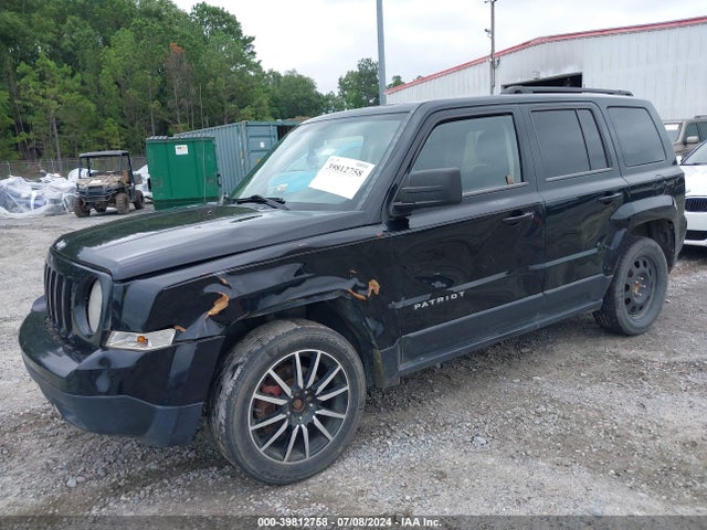 1C4NJPFB0ED586560 Jeep Patriot Latitude