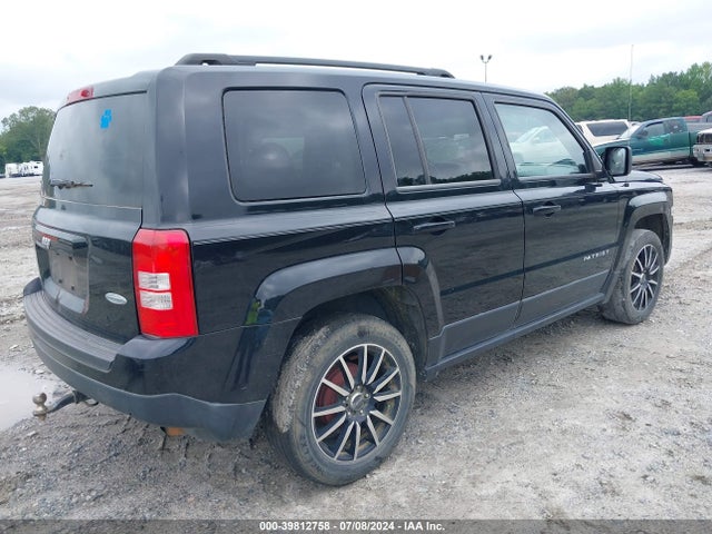 1C4NJPFB0ED586560 Jeep Patriot Latitude