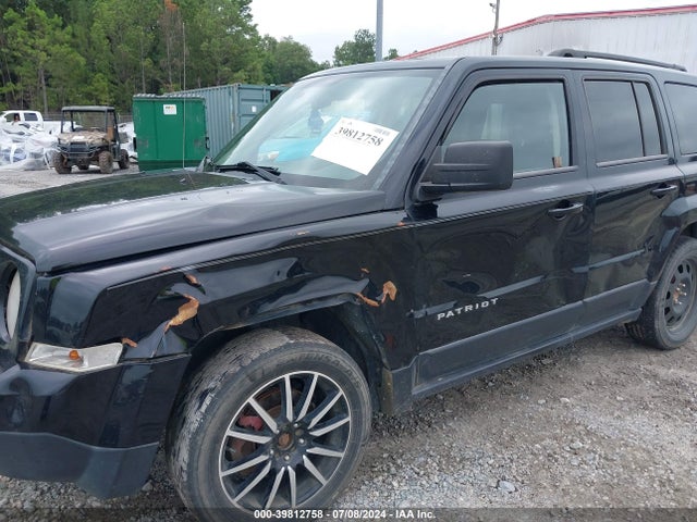 1C4NJPFB0ED586560 Jeep Patriot Latitude