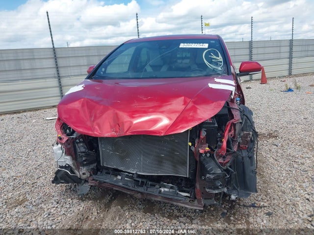 Toyota Prius Three 2018 JTDKARFUXJ3056290 Image 12