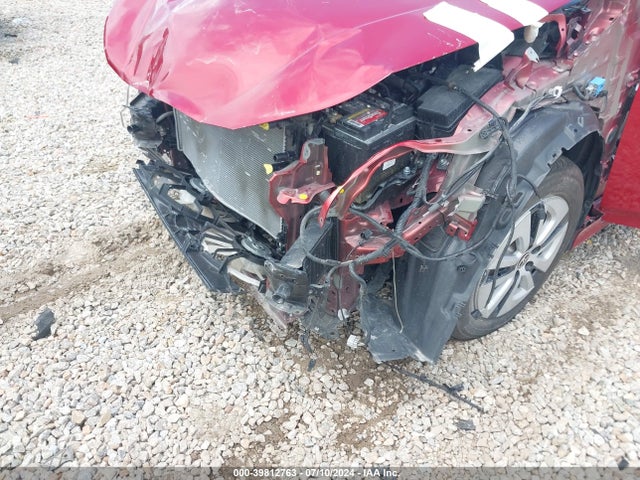 Toyota Prius Three 2018 JTDKARFUXJ3056290 Image 6