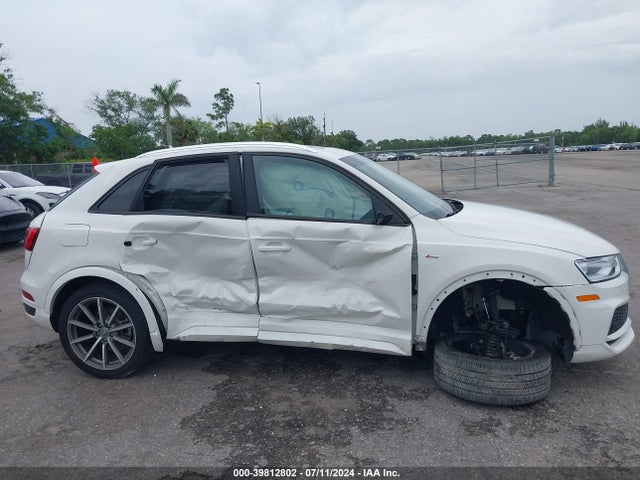WA1BCCFS8JR016433 Audi Q3 2.0t Premium/2.0t Sport Premium
