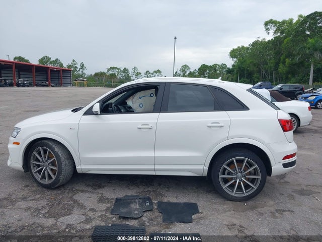 WA1BCCFS8JR016433 Audi Q3 2.0t Premium/2.0t Sport Premium