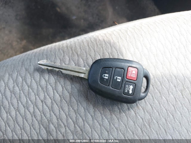 Toyota COROLLA LE 2016 2T1BURHE8GC647893 Image 11