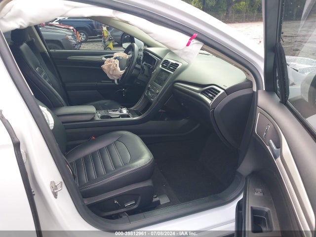 Ford FUSION SE 2019 3FA6P0HDXKR111662 Image 5