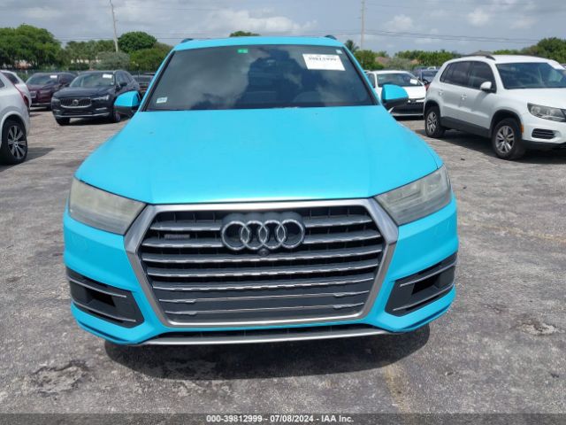 WA1LAAF75HD018822 Audi Q7 3.0t Premium