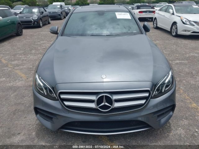 WDDZF4JBXHA010060 Mercedes-Benz E 300
