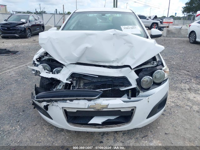 Chevrolet Sonic Lt Auto 2016 1G1JC5SH6G4137385 Image 12