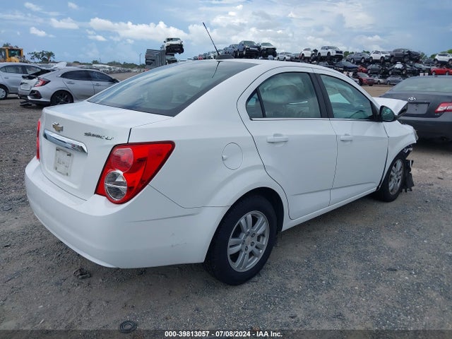 Chevrolet Sonic Lt Auto 2016 1G1JC5SH6G4137385 Image 4