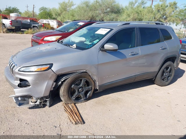 1C4PJLCB7JD563101 Jeep Cherokee Latitude Fwd