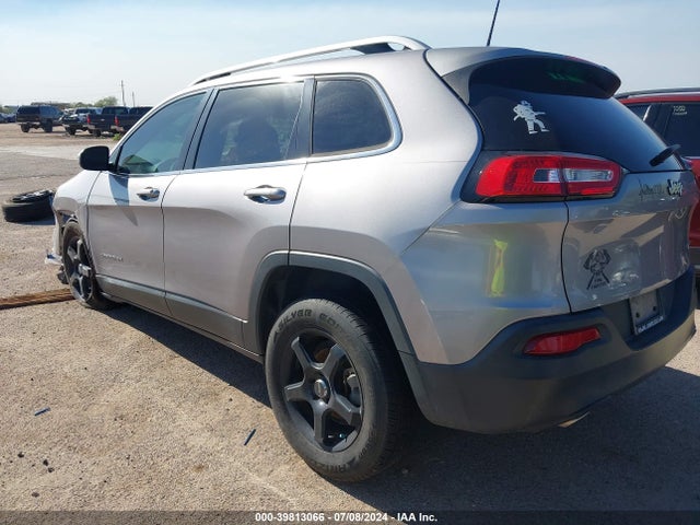1C4PJLCB7JD563101 Jeep Cherokee Latitude Fwd