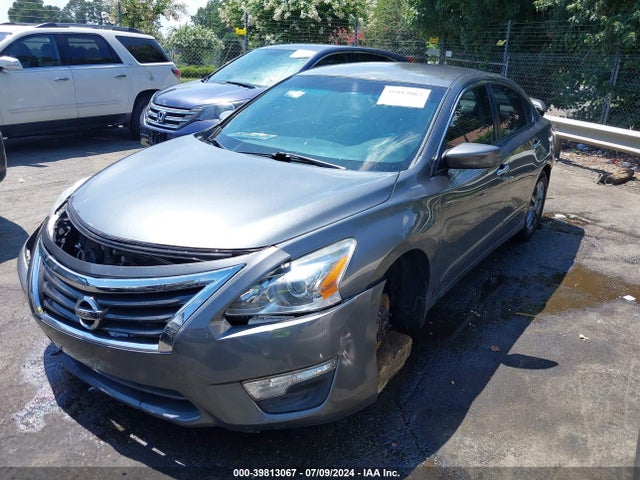 Nissan Altima 2.5 S 2015 1N4AL3AP6FN397336 Image 2