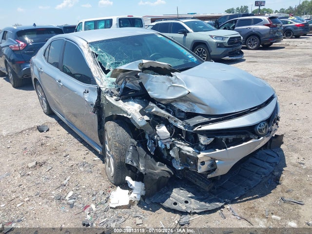 Toyota CAMRY LE 2022 4T1C11AK9NU683599 main image