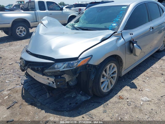 Toyota CAMRY LE 2022 4T1C11AK9NU683599 Image 17