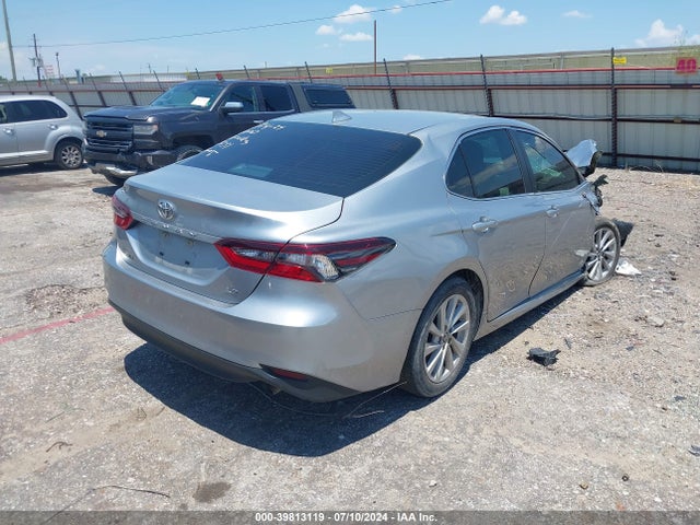 Toyota CAMRY LE 2022 4T1C11AK9NU683599 Image 4