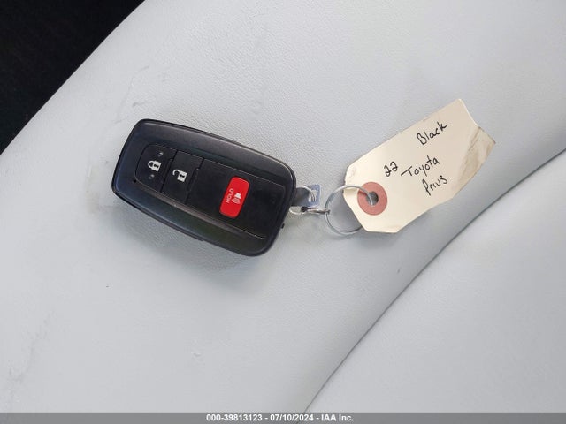 Toyota PRIUS XLE 2022 JTDKAMFU1N3173670 Image 11