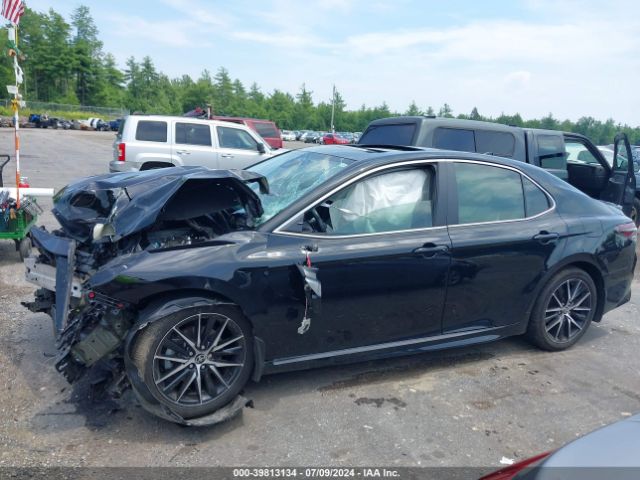 4T1G11BK2NU069476 Toyota Camry Se Awd
