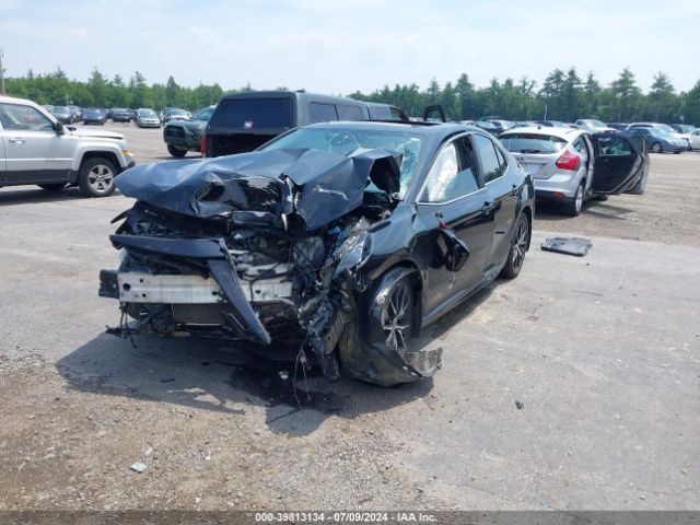 4T1G11BK2NU069476 Toyota Camry Se Awd