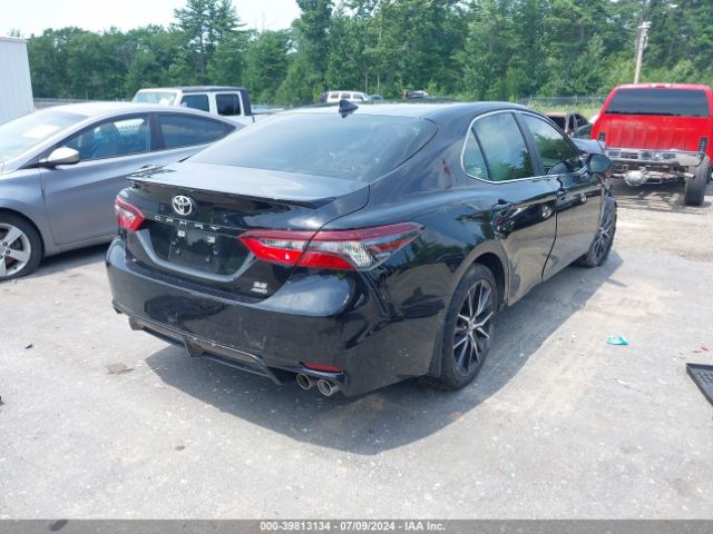 4T1G11BK2NU069476 Toyota Camry Se Awd