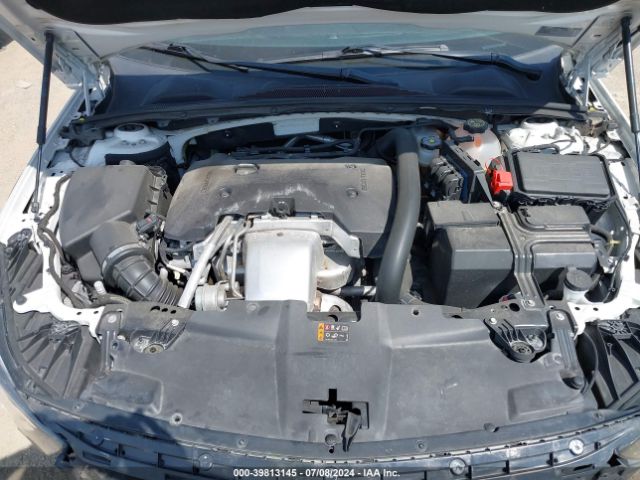 W04GV8SX3K1012319 Buick Regal Tourx Awd Essence