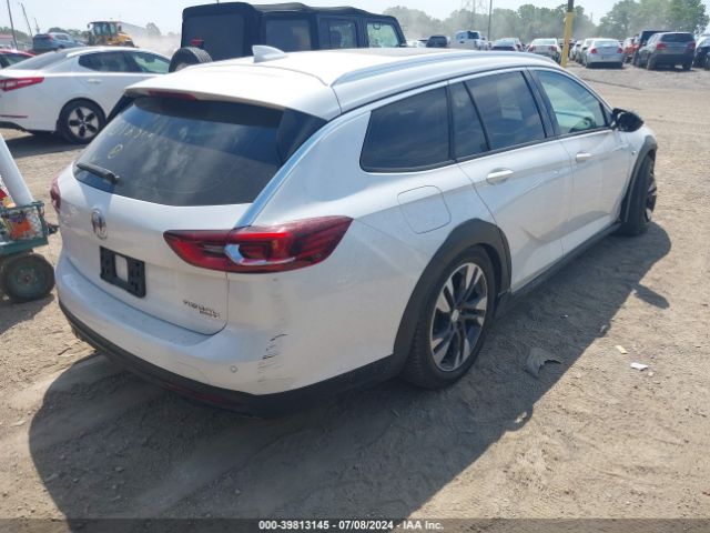 W04GV8SX3K1012319 Buick Regal Tourx Awd Essence