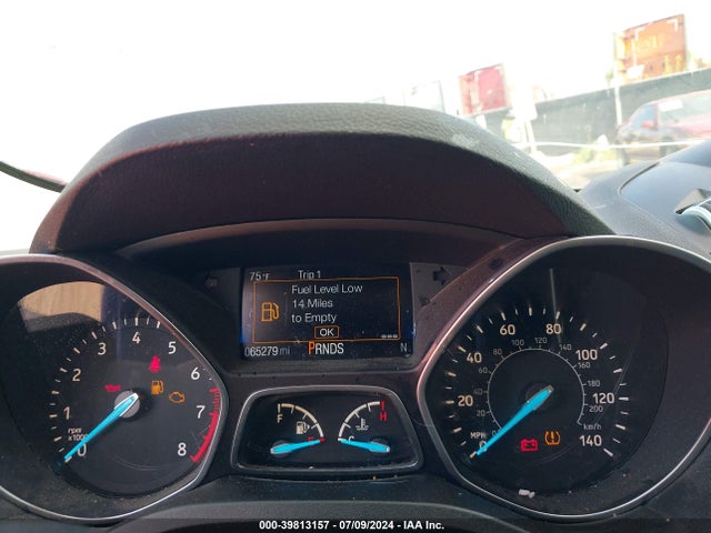 Ford ESCAPE SE 2017 1FMCU0G91HUD84649 Image 7