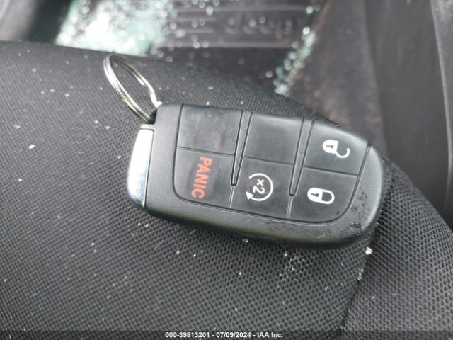 ZACNJBAB4LPL93821 Jeep Renegade Sport 4x4