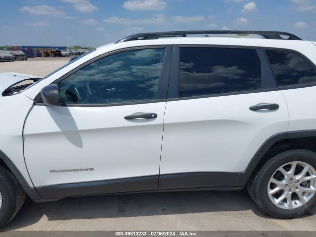 1C4PJLAB1GW229985 Jeep Cherokee Sport