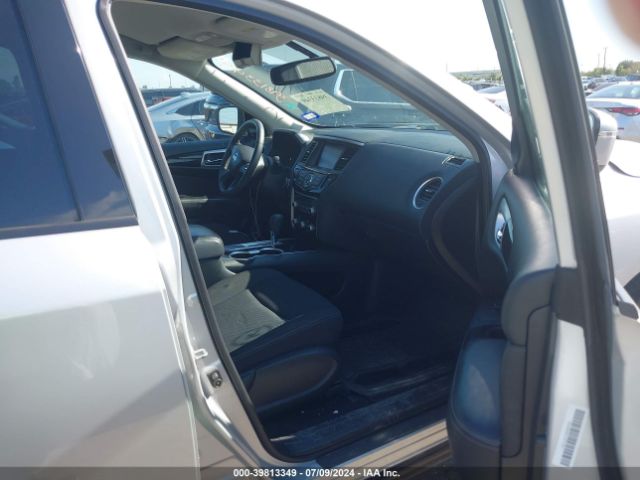 5N1DR2BNXLC607436 Nissan Pathfinder Sv 2wd