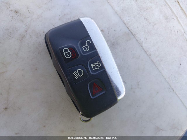 2013 JAGUAR XF SAJWA0E75D8S91410 Photo 10