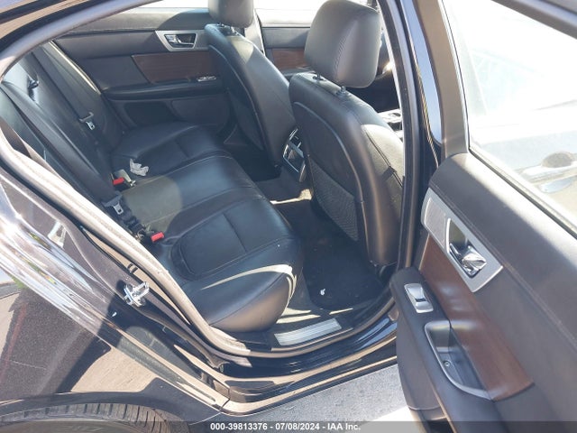 2013 JAGUAR XF SAJWA0E75D8S91410 Photo 7