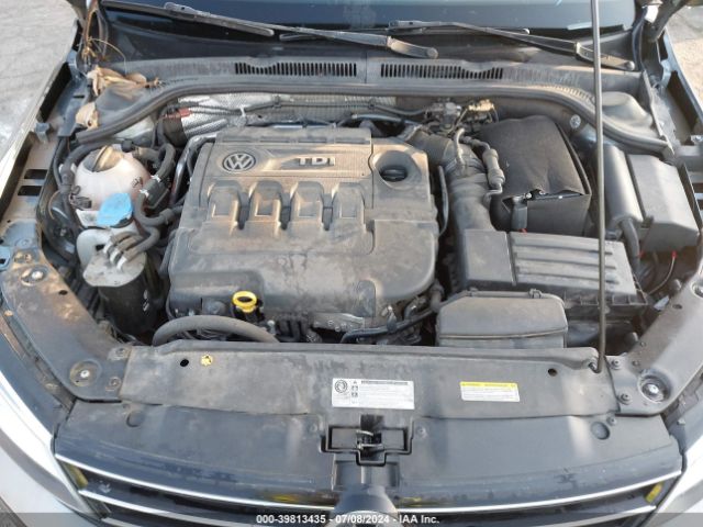 3VWLA7AJ3FM330924 Volkswagen Jetta 2.0l Tdi S