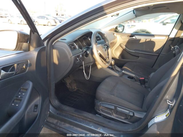 3VWLA7AJ3FM330924 Volkswagen Jetta 2.0l Tdi S