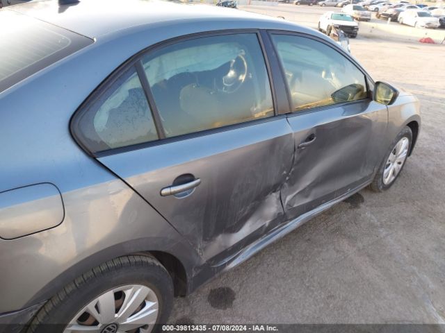 3VWLA7AJ3FM330924 Volkswagen Jetta 2.0l Tdi S