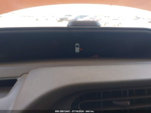 JTDKDTB35F1098127 Toyota Prius C One