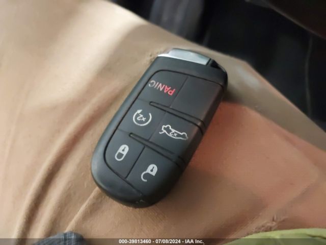 1C3CCCBB1FN526044 Chrysler 200 S
