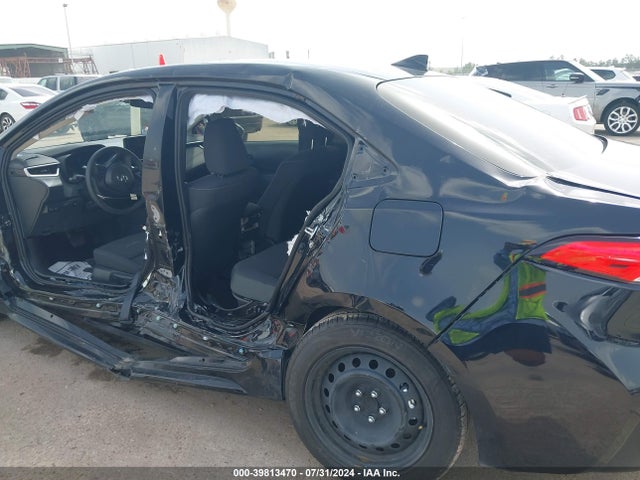 Toyota Corolla Hybrid Le 2024 JTDBCMFE5R3033890 Image 18