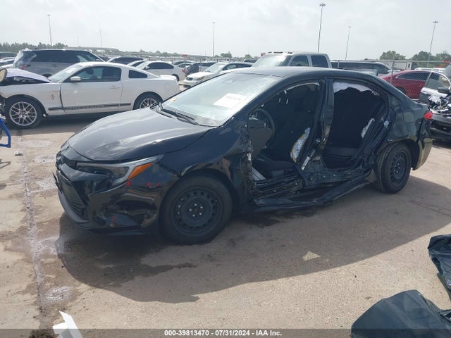 Toyota Corolla Hybrid Le 2024 JTDBCMFE5R3033890 Image 2