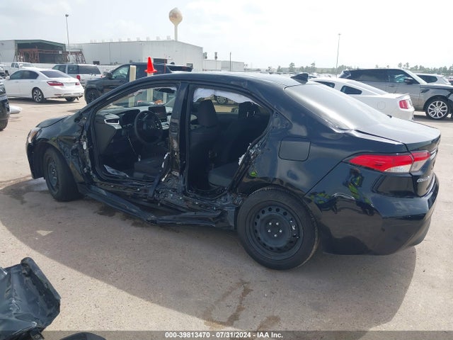 Toyota Corolla Hybrid Le 2024 JTDBCMFE5R3033890 Image 3