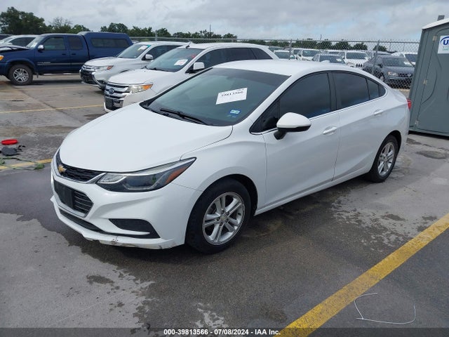 Chevrolet Cruze Lt Auto 2018 1G1BE5SMXJ7156247 Image 2