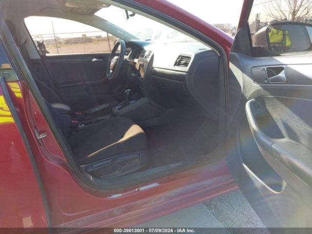 3VW267AJ1GM366710 Volkswagen Jetta 1.4t S
