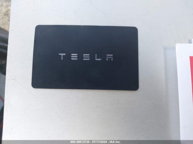 2023 TESLA MODEL 3 5YJ3E1EA4PF541389 Photo 10