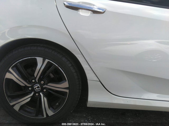 Honda Civic Touring 2017 2HGFC1F90HH653742 Image 18