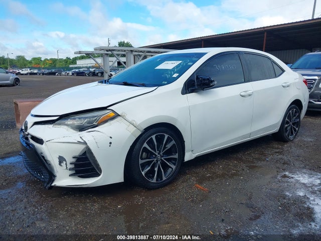 Toyota COROLLA SE 2017 2T1BURHEXHC832030 Image 2
