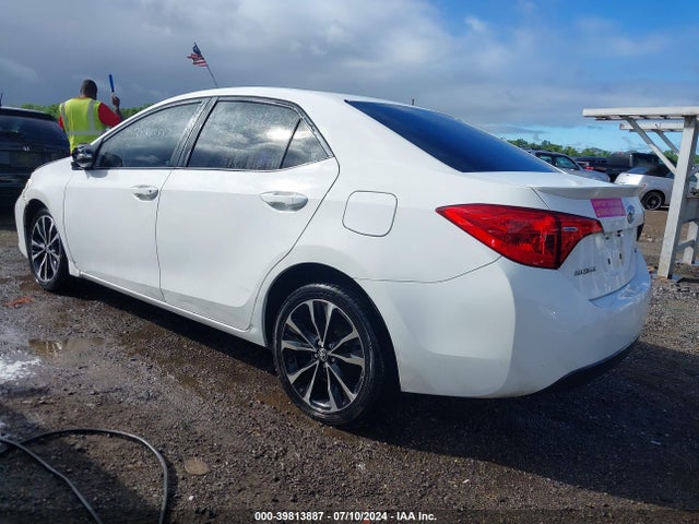 Toyota COROLLA SE 2017 2T1BURHEXHC832030 Image 3