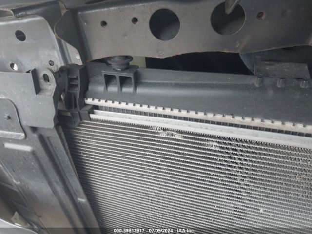 VNKJTUD30GA060637 Toyota YARIS LE