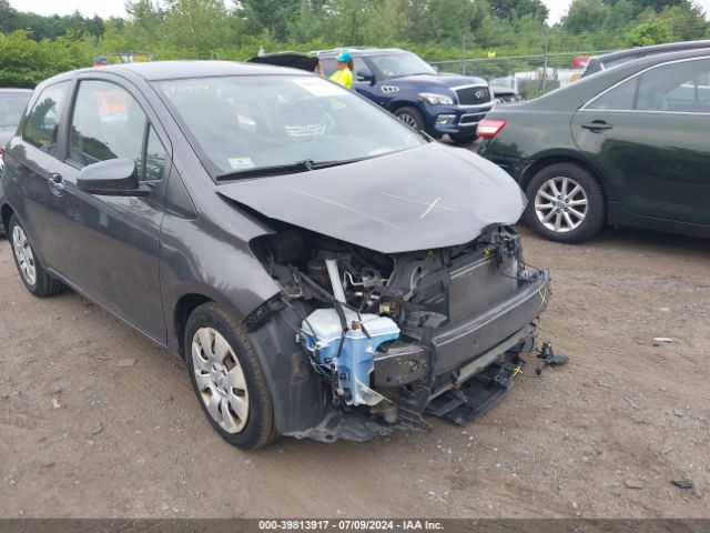 VNKJTUD30GA060637 Toyota YARIS LE